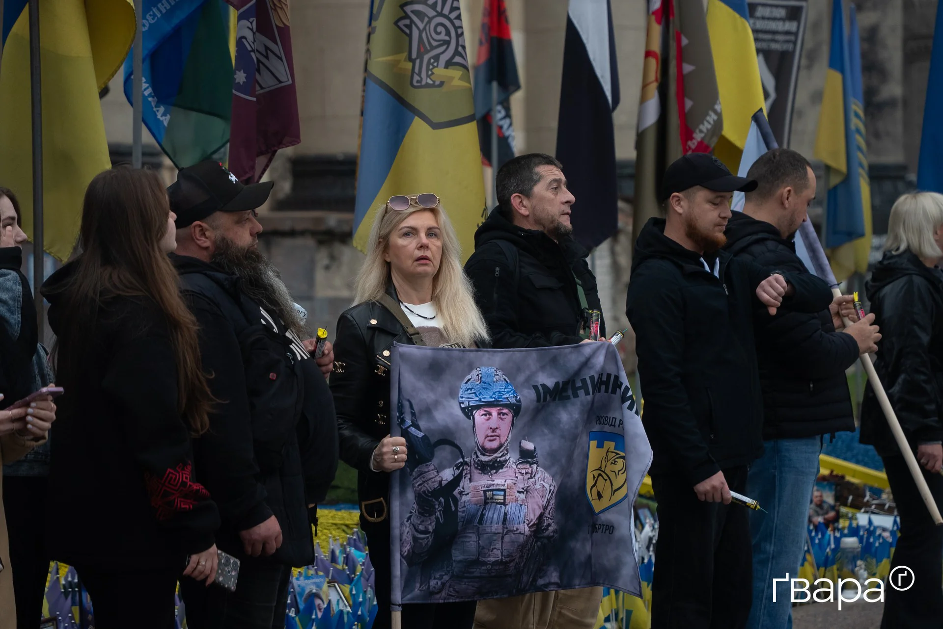 зображення до посту: У Харкові провели автопробіг на честь сімох загиблих бійців 113-ї бригади ТрО — фото