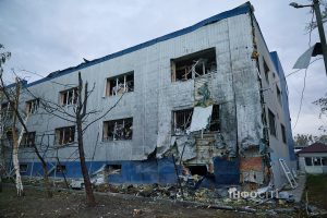 Руйнування в Індустріальному районі Харкова після удару РФ